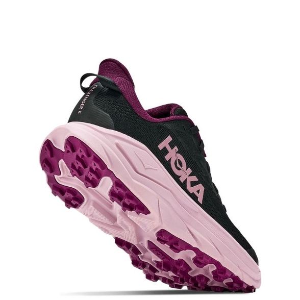 Hoka CHALLENGER 8