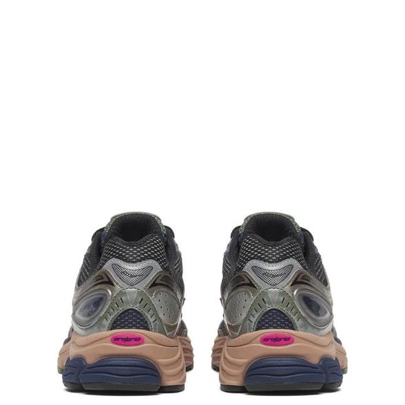 Saucony W' Progrid Omni 9