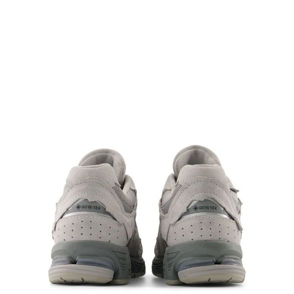 New Balance U' 2002 GoreTex Protection Pack