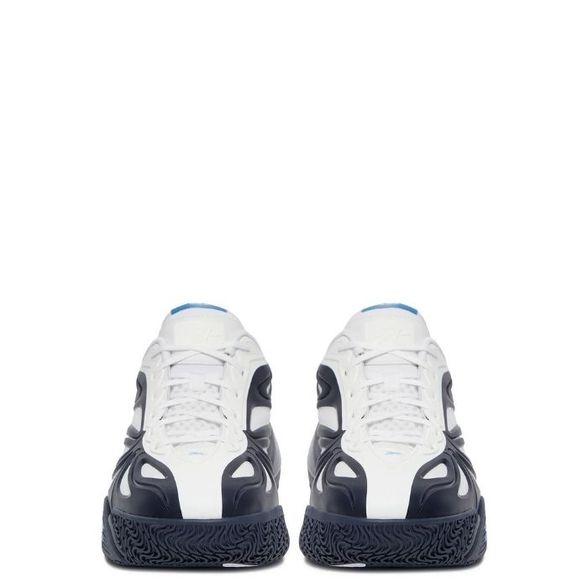 Reebok M' Angel Reese 1