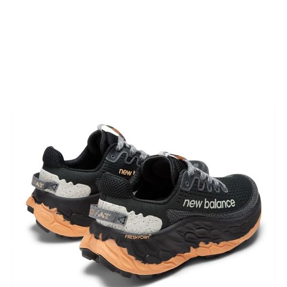 New Balance Fresh Foam X More Trail v3