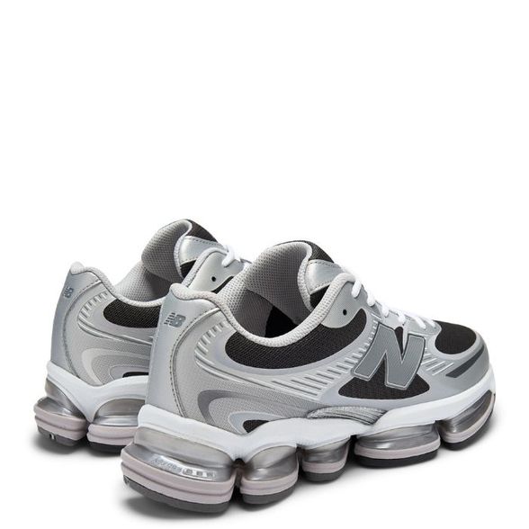 New Balance U' 2000 Abzorb