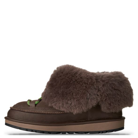 Ugg CLASSIC TREAD BOOT