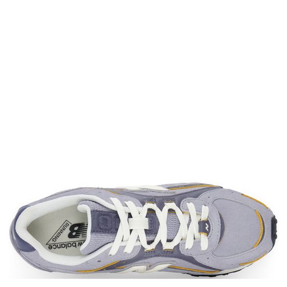 New Balance 204L