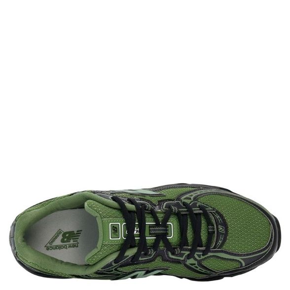 New Balance M' 740