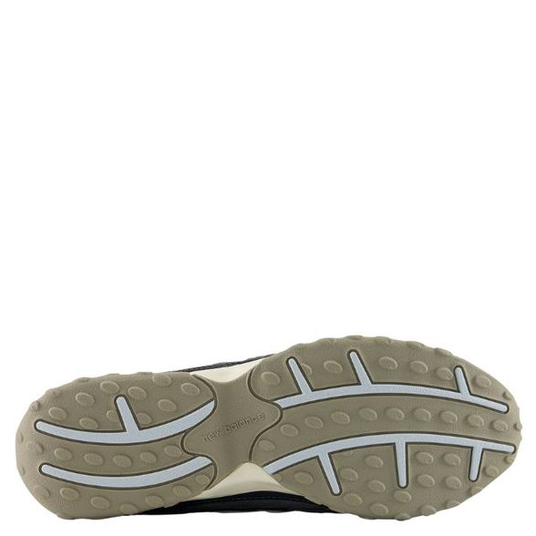 New Balance M'  204L