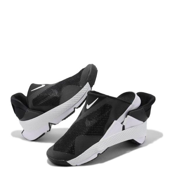 Nike W' Go Flyease