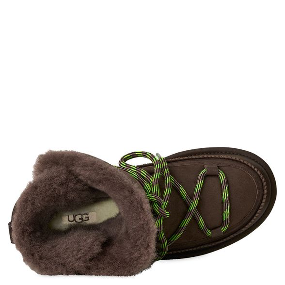 Ugg CLASSIC TREAD BOOT