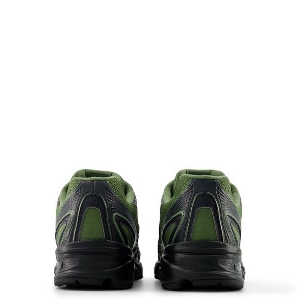 New Balance M' 740