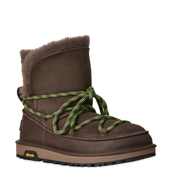 Ugg CLASSIC TREAD BOOT