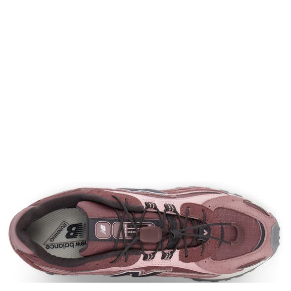 New Balance 204L