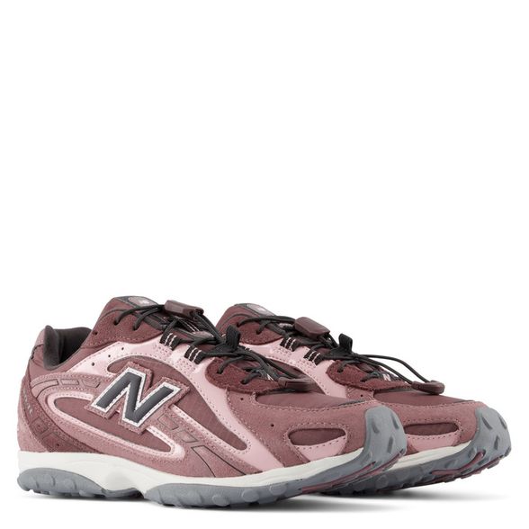 New Balance 204L