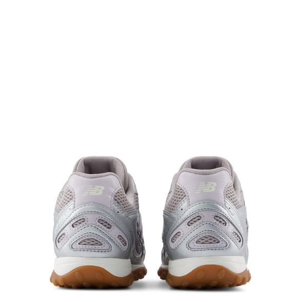 New Balance 204L