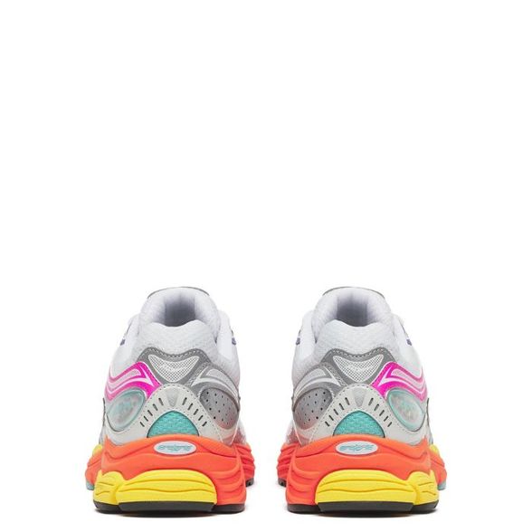 Saucony W' Progrid Omni 9