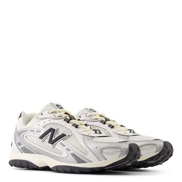 New Balance 204L