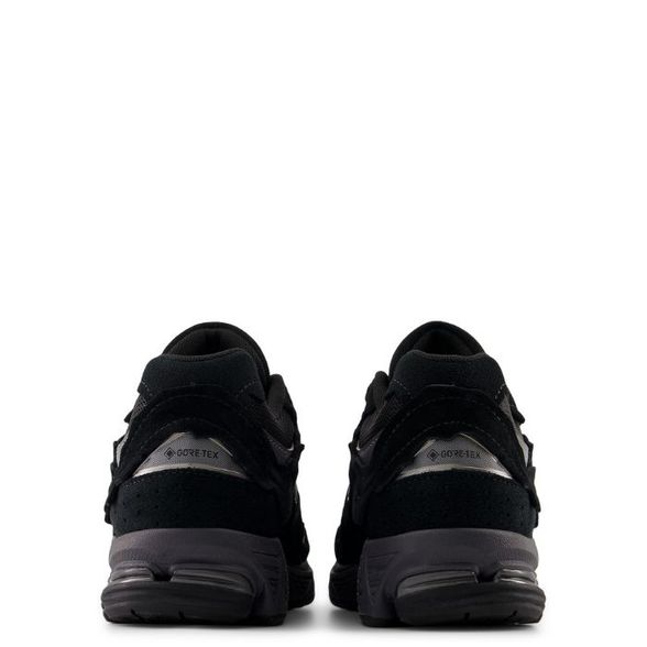 New Balance U' 2002 GoreTex Protection Pack