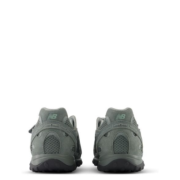 New Balance 204V